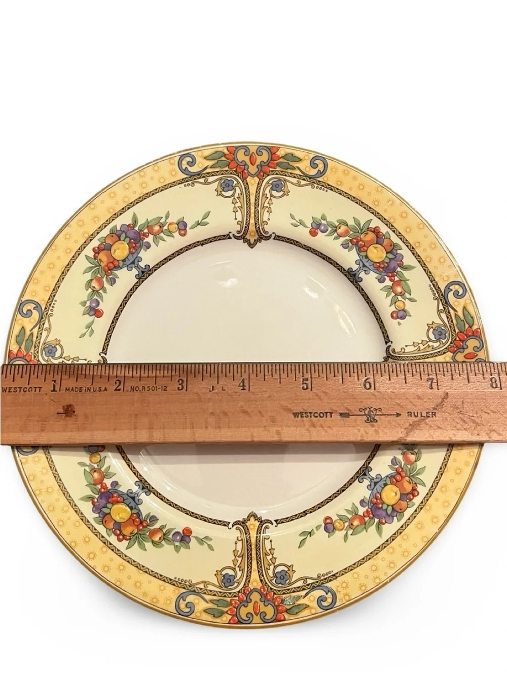Myott Staffordshire Seville Pattern Salad/Luncheon Plate 7 7/8” Diameter